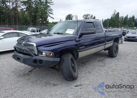 1999 Dodge Ram 2500 St из США, поврежденный, VIN 1B7KF2364XJ544587